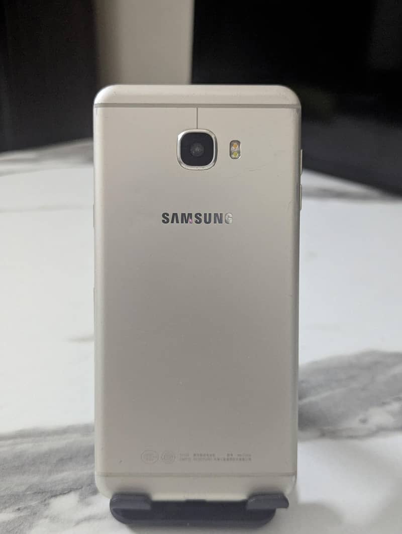 Samsung C7 2
