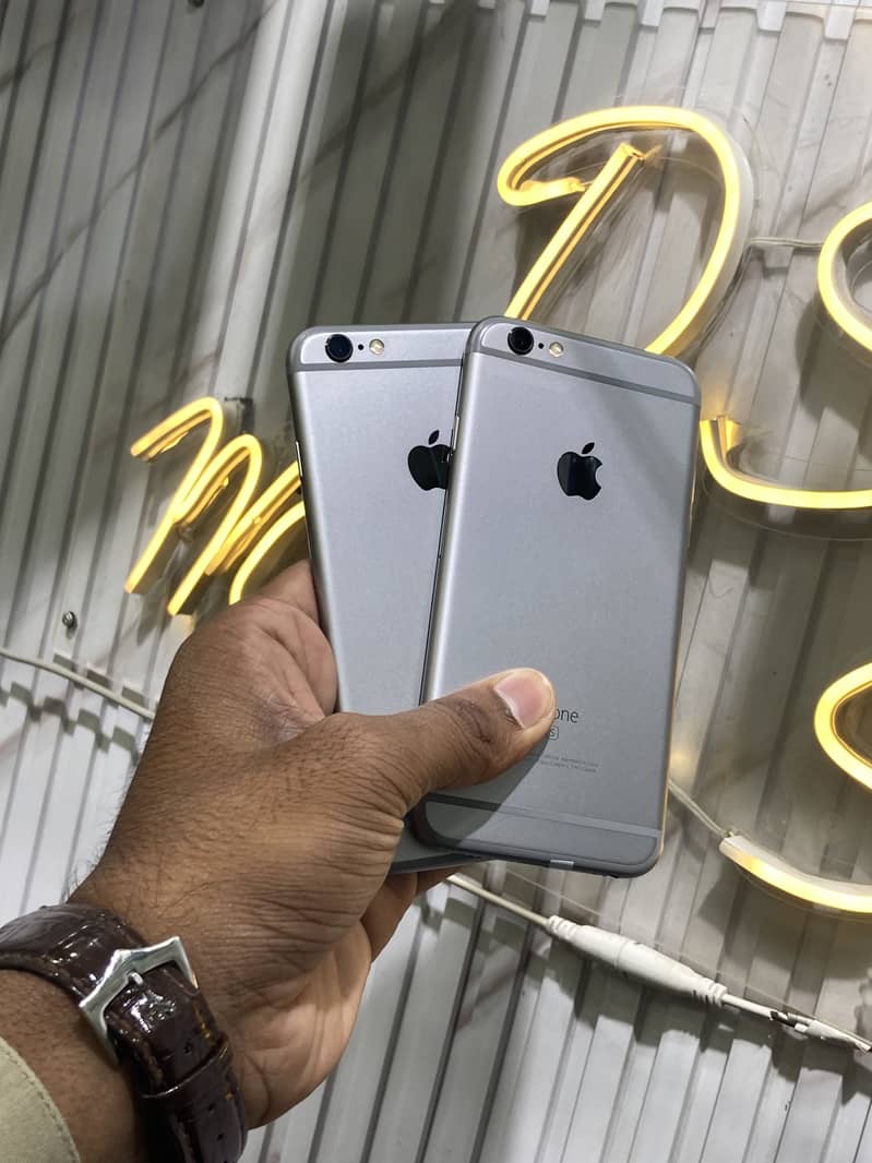 Apple iPhone 6S 1