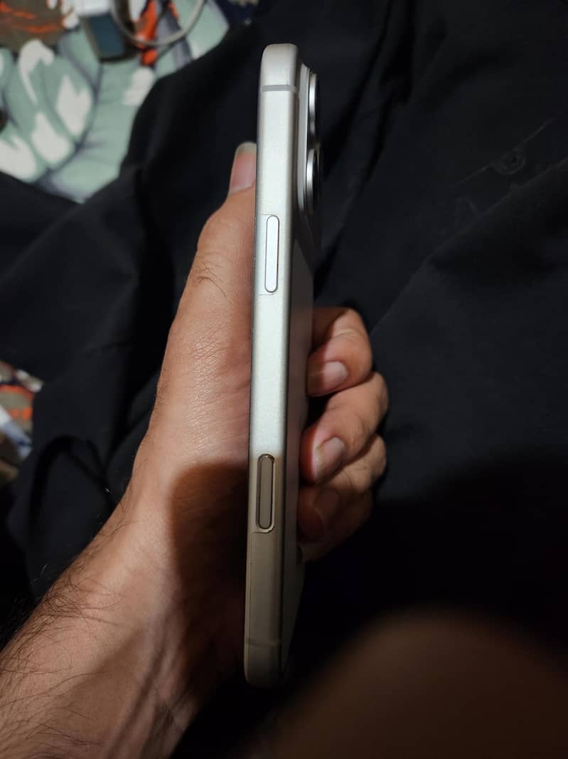 Apple iPhone 17 Pro Max 11