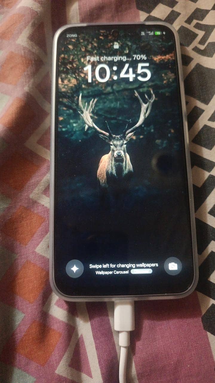 Realme C85 1
