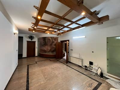 Centrally Located Upper Portion Available In I-8/2 For rent