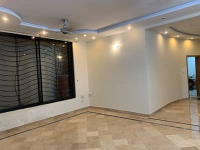 Affordable Lower Portion For rent In I-8/2