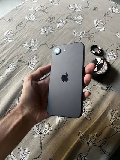Apple iPhone 16e EXCHANGE POSSIBLE