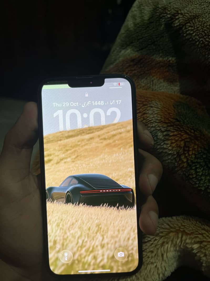 Apple iPhone 13 0