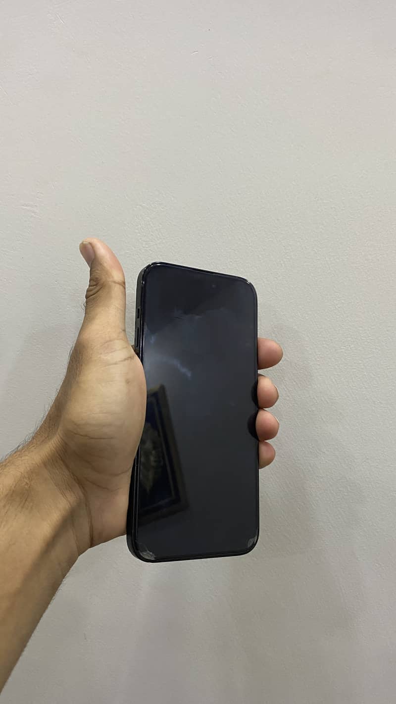 Apple iPhone 14 Pro Max 5