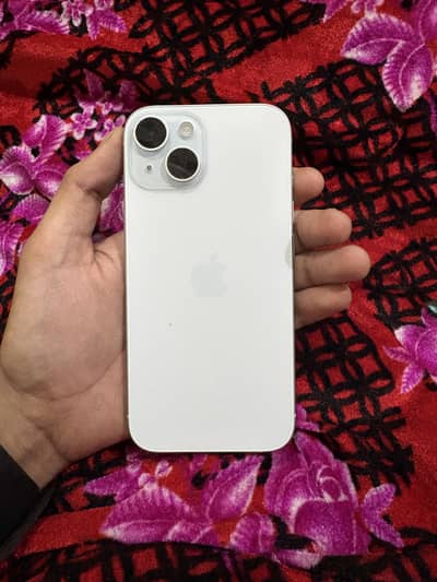 Apple iPhone 15