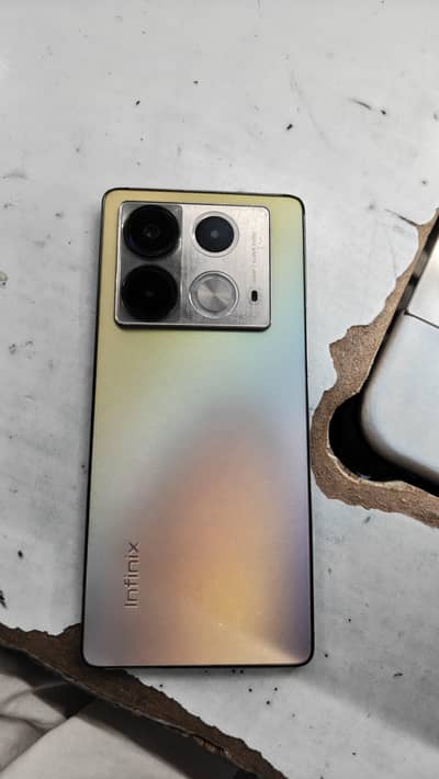 Infinix Note 40