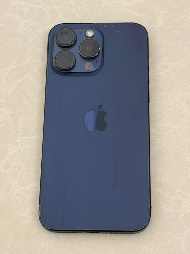 Apple iPhone 15 Pro Max 0