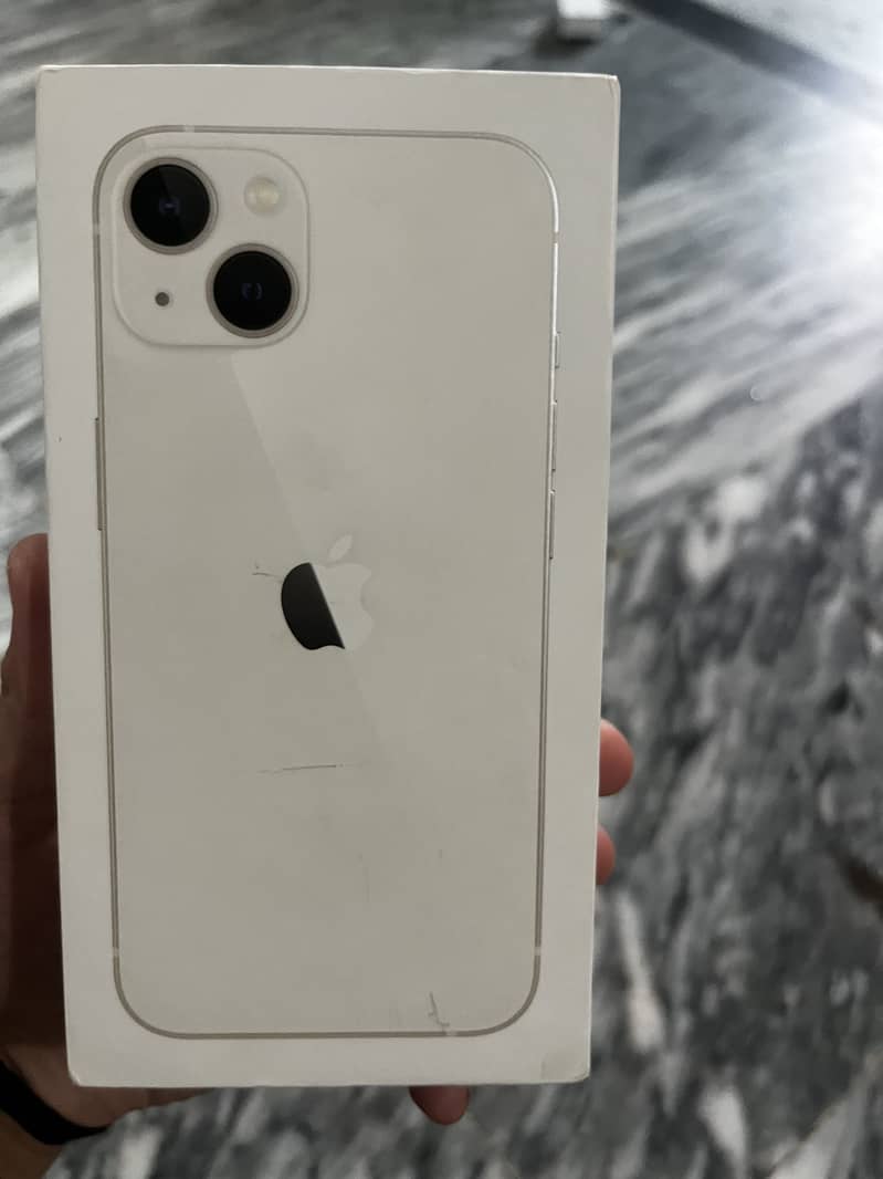 Apple iPhone 13 1