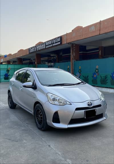 Toyota Aqua 2013