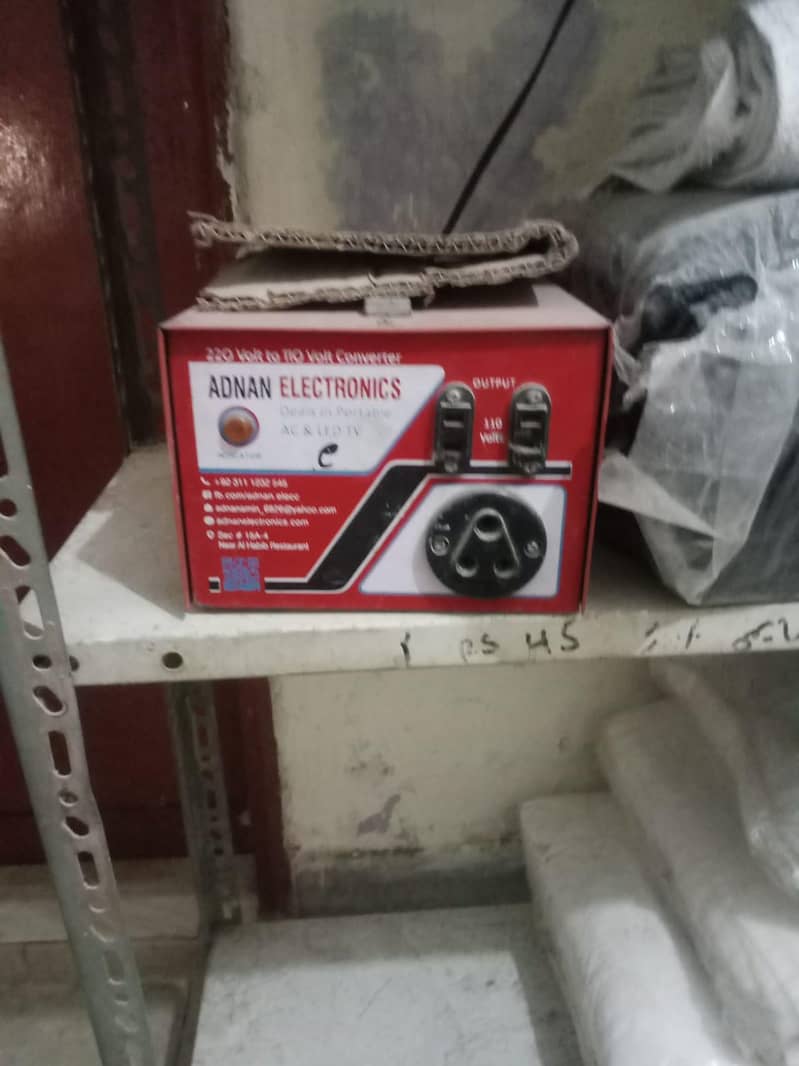 window AC good condition 1