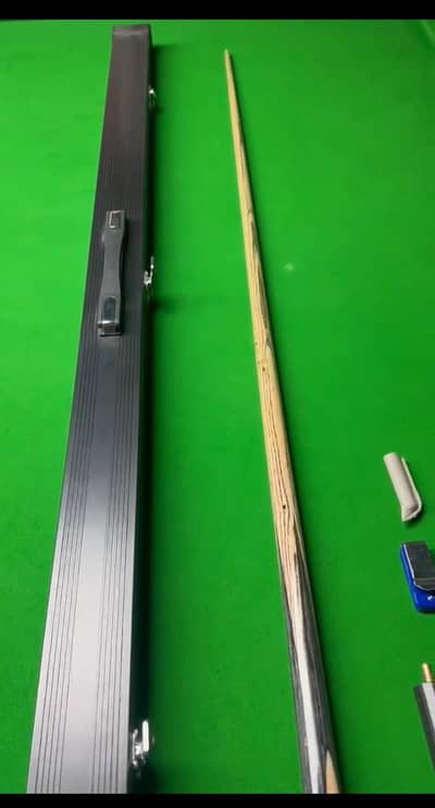 Premium High-Stroke Snooker Cue