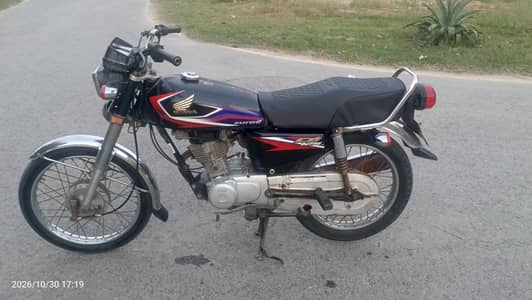 HONDA CG 125 Total Genuine (2017)