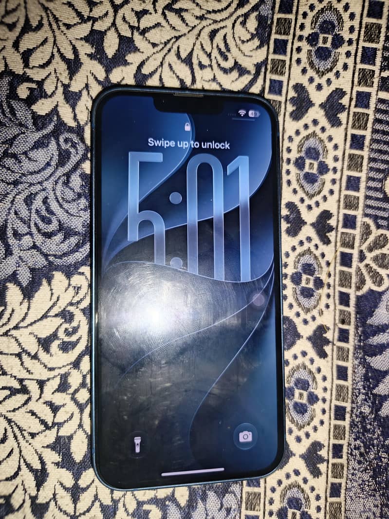 Apple iPhone 13 1