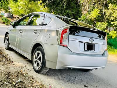 Toyota Prius 2013
