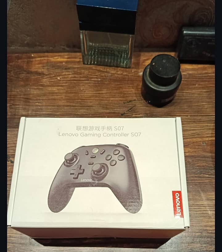 Lenevo gaming controller s07 1