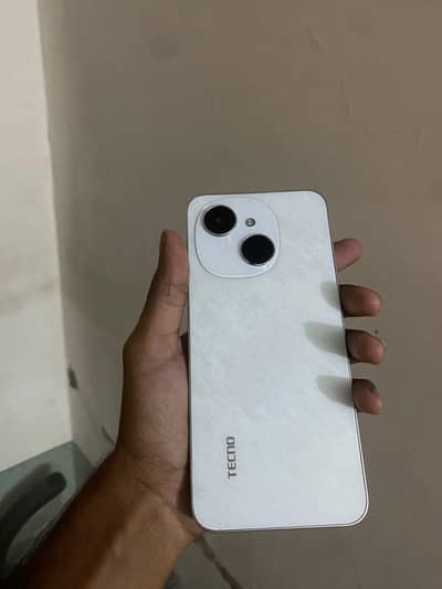 Tecno Spark Go 1