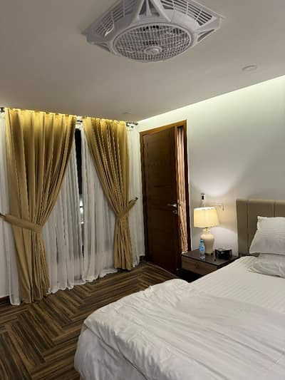 brand new luxurious Fully Furnished upper portion roof top