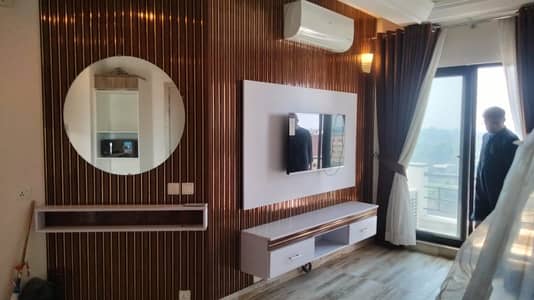 FURNISHED ONE BED LUXURY APARTMENT IN TOP LOCATION FOR SALE IN SPRING