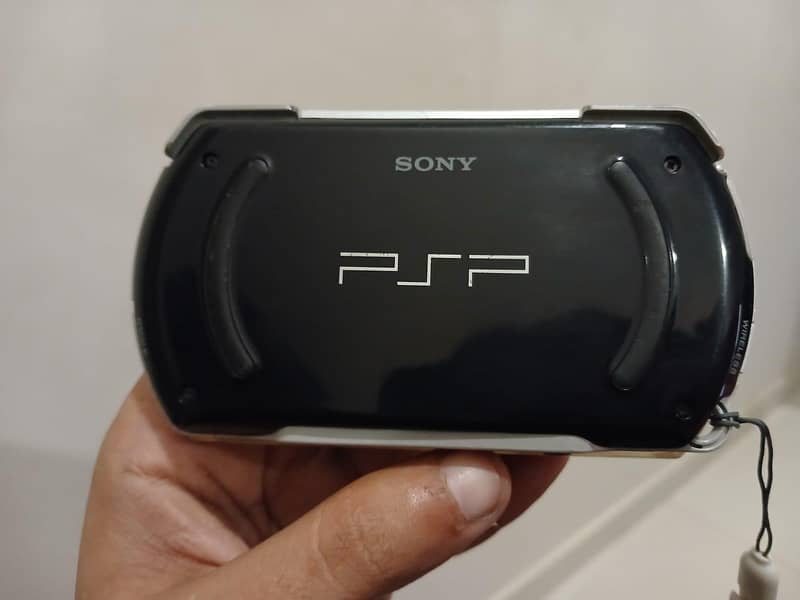 PSP GO 1