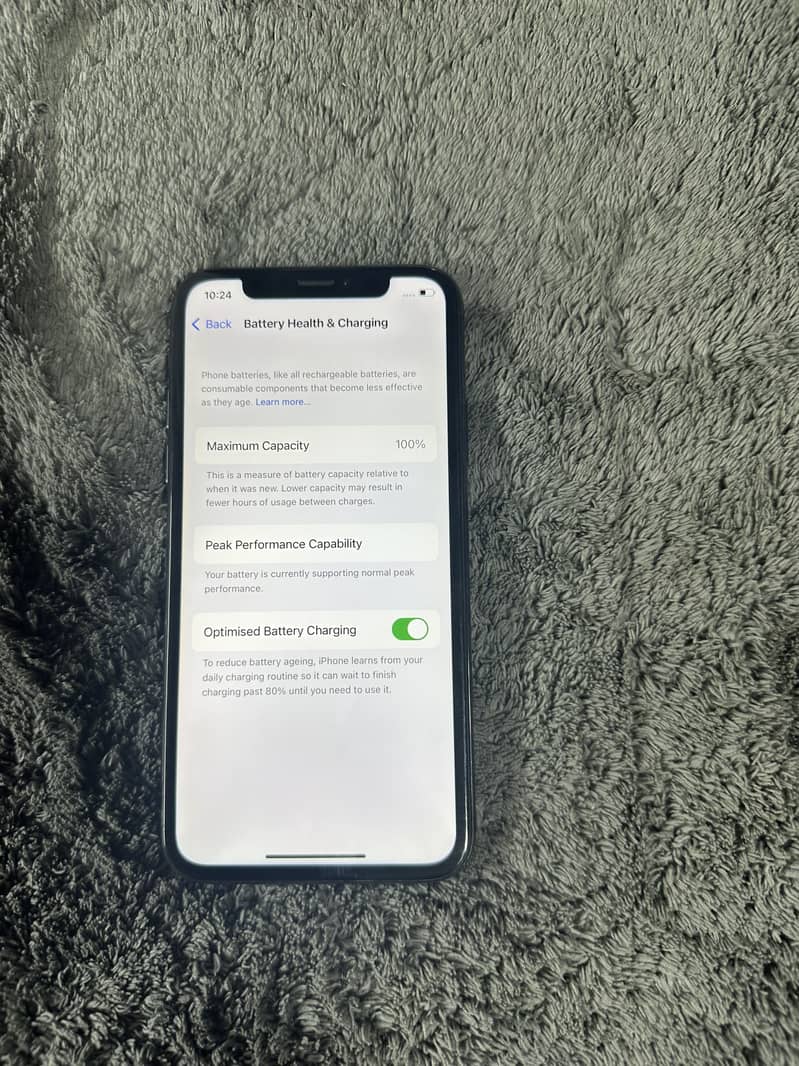 Apple iPhone X 0