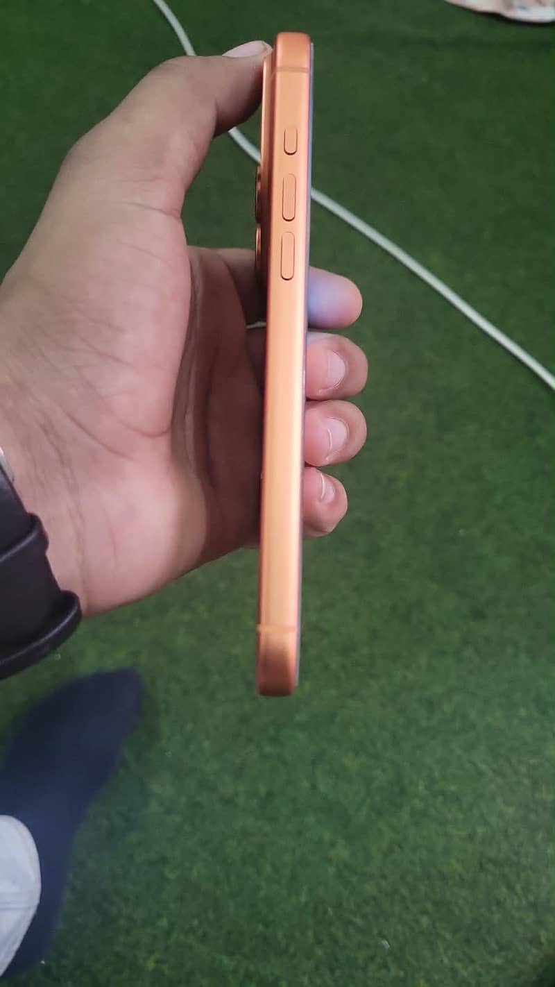 Apple iPhone 17 Pro Max 1