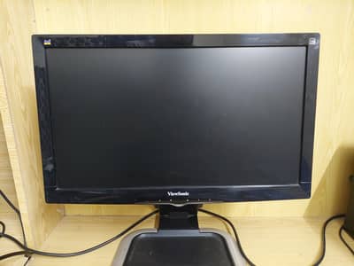 20 Inch Led Monitor in Excellent Condition
