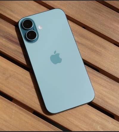 Apple iPhone 16