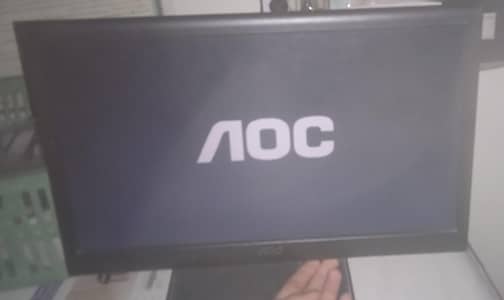 Monitor LCD in Excellent condition For Sale