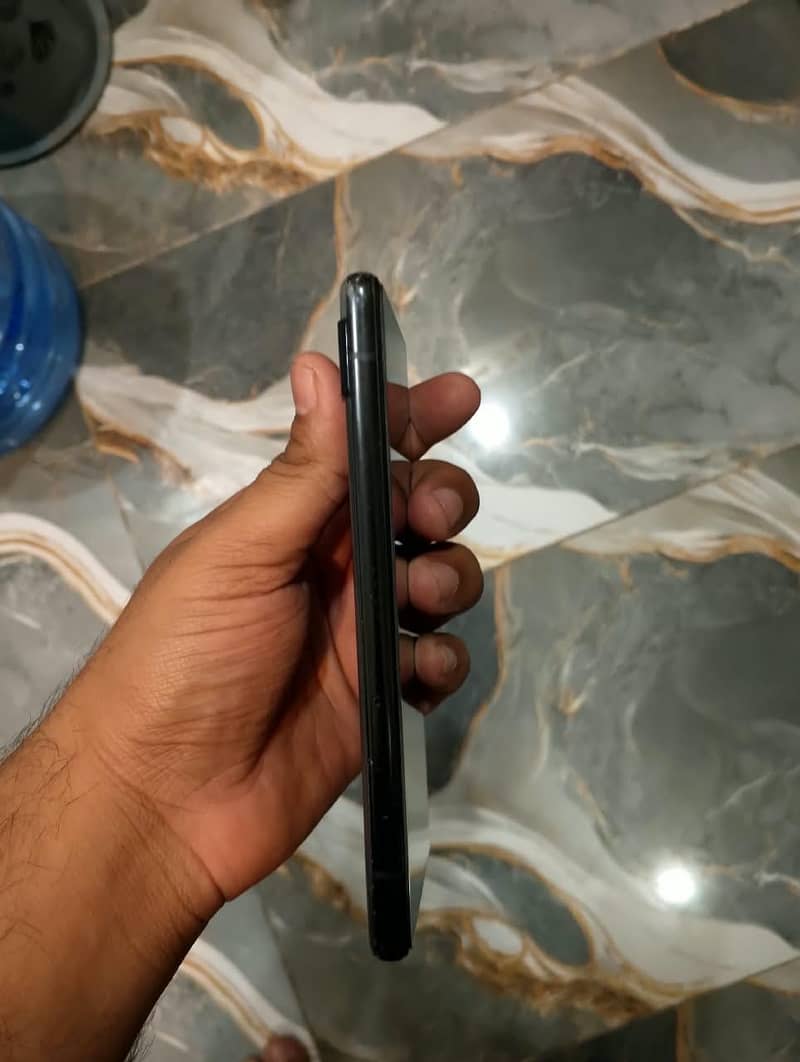 Google Pixel 6a 1