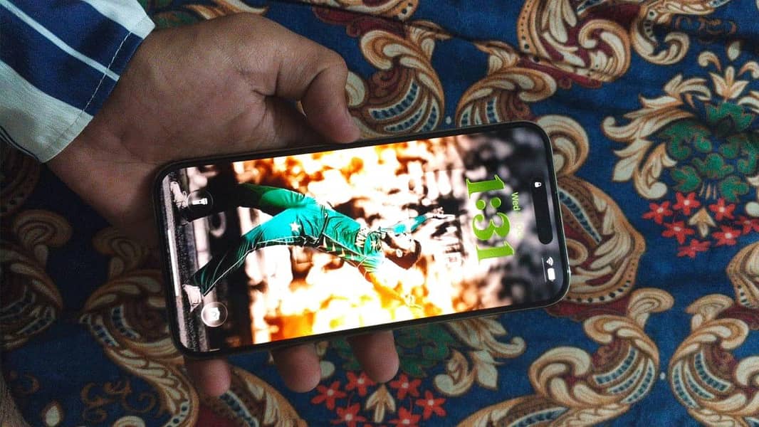 Apple iPhone 14 Pro Max 1