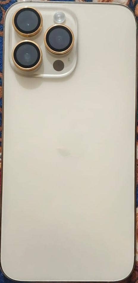 Apple iPhone 14 Pro Max 4