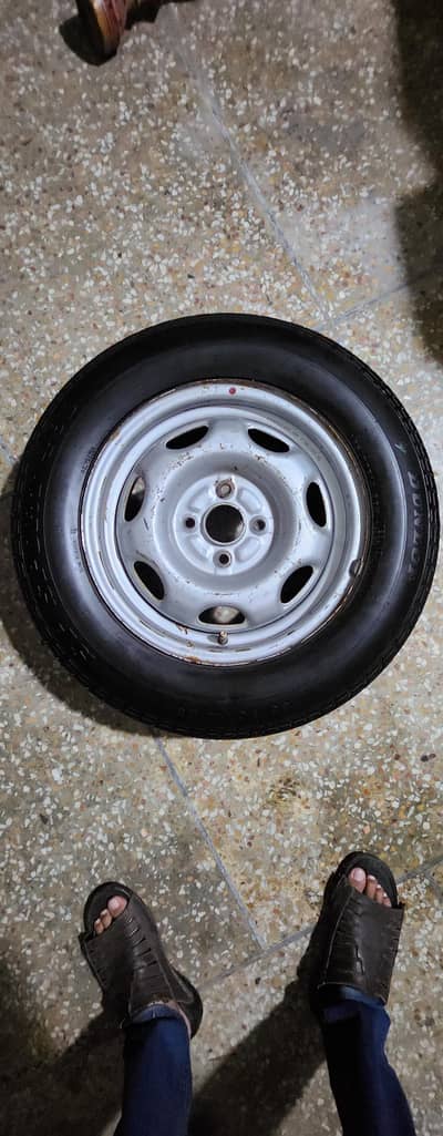 Dunlop tyres with with Rims