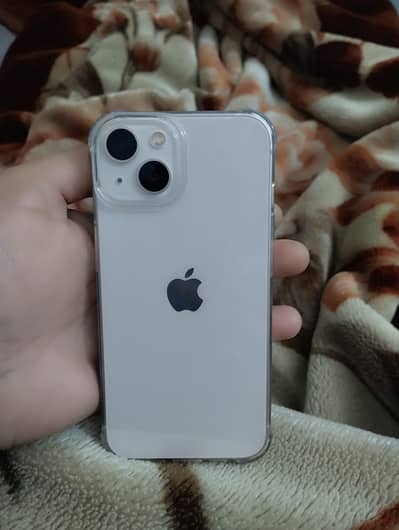 Apple iPhone 13