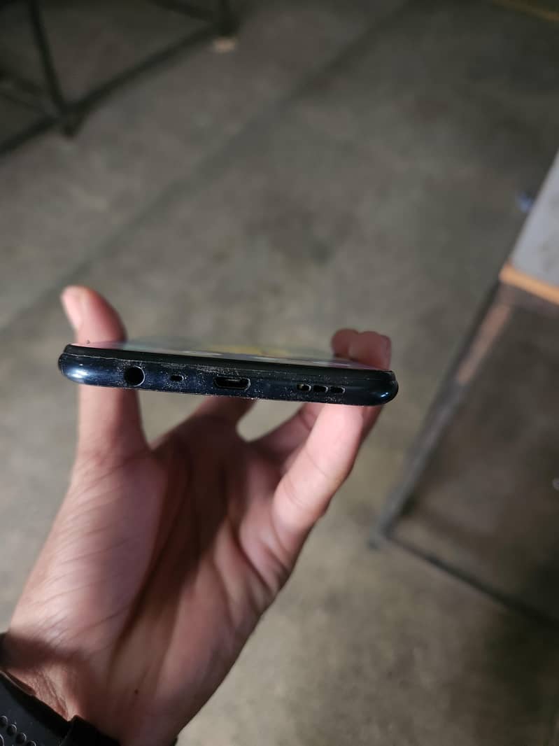 OPPO A16k 1