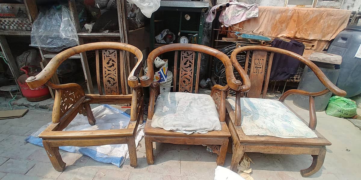 3 single sofas for sale 1