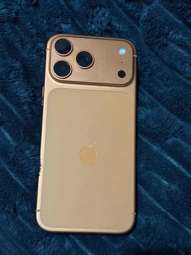 Apple iPhone 17 Pro Max 0