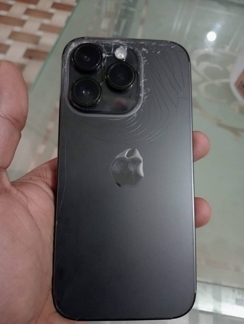 Apple iPhone 14 Pro 1