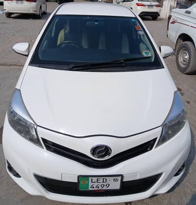 Toyota Vitz 2012