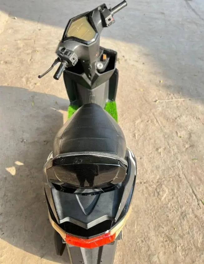 electric scooti 1