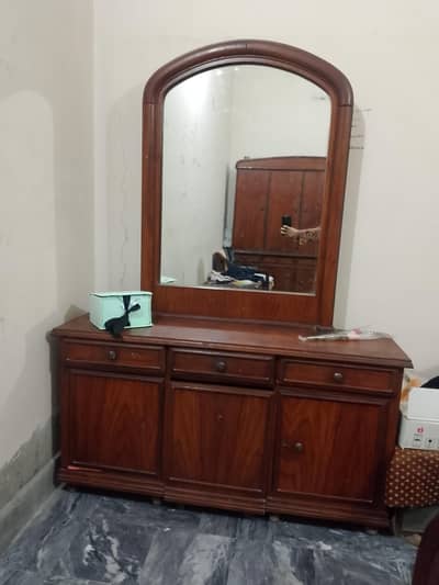 Used Dressing Table for Sale – Good Condition