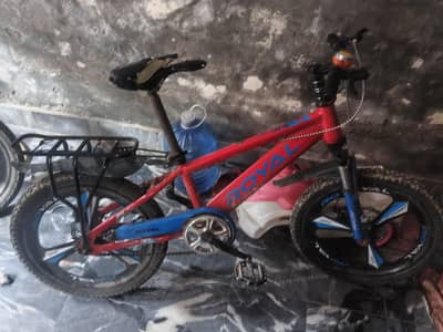 royal cycle sale for resenable price in Madina town