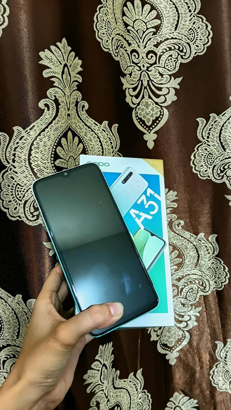OPPO A31 0