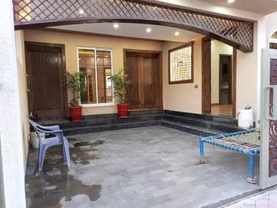 Bahria Town Phase 8 - 8 Marla Triple Storey House With Basement Perfectly Constructed, Outstanding Location