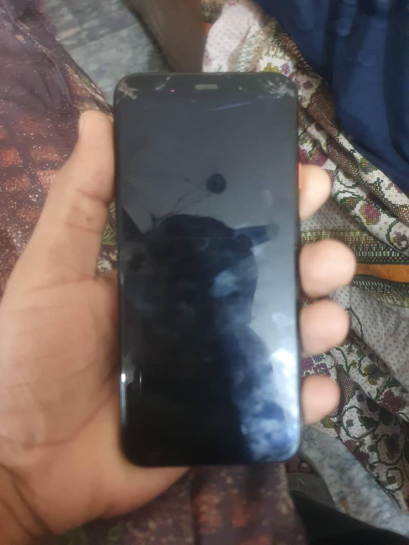 Google Pixel 4 3