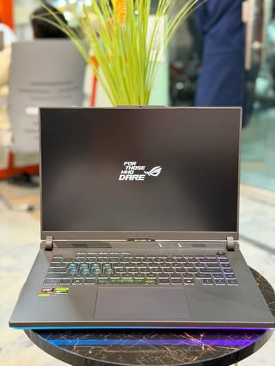 ASUS ROG STRIX G16 RYZEN9 8945HX64GBDDR5 RHM 2TBSSD RTX5070 8GB