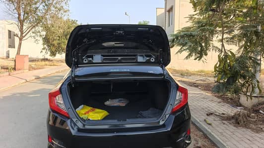 Honda Civic 2016 sunroof
