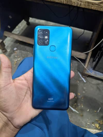 Infinix hot 10 4/64
