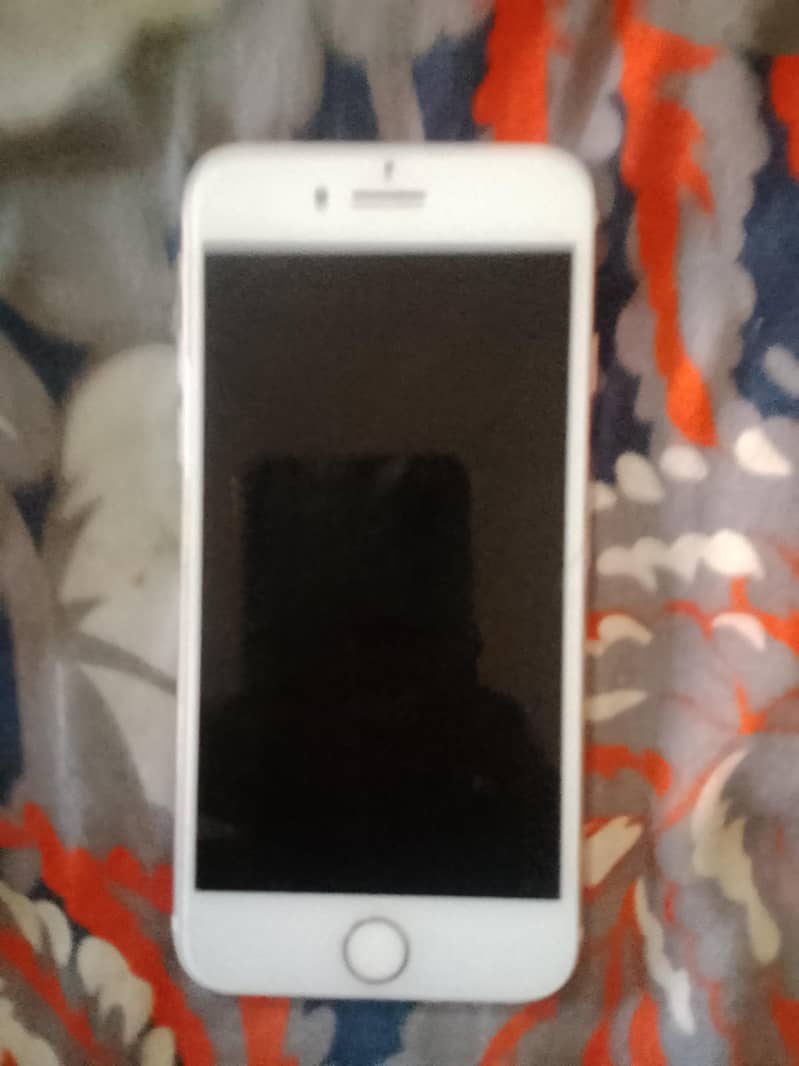 Apple iPhone 7 1