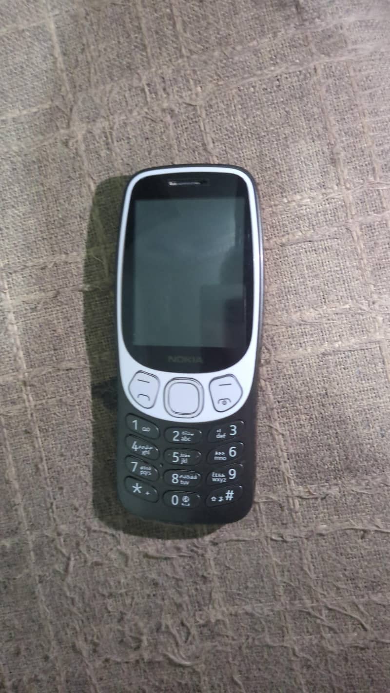 Nokia 3210 0